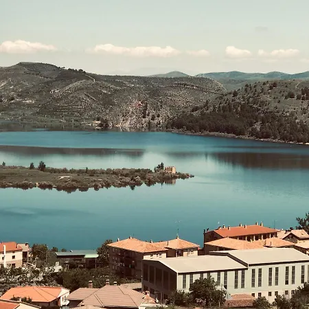 Castro * Нуэвалос